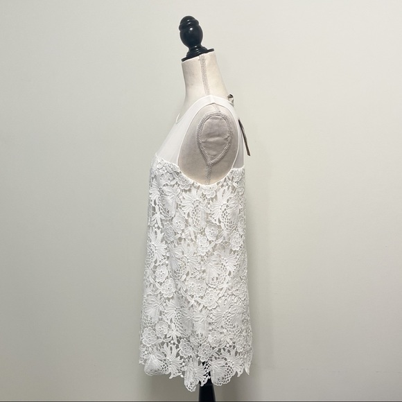 Cremieux Off White Sleeveless Semi Sheer Lace Floral Overlay Top NWT Small - Picture 4 of 9